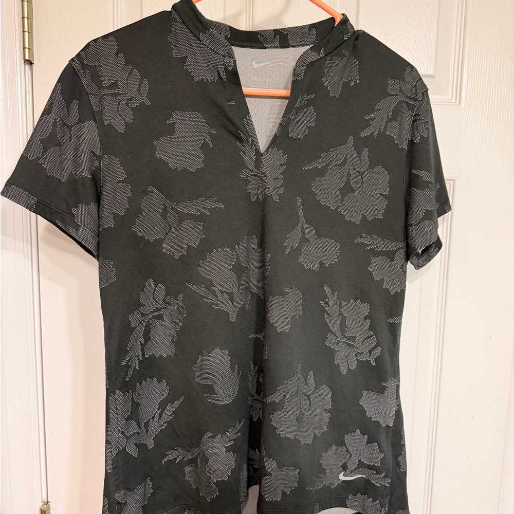 Nike Dark Gray Floral Short Sleeve Blouse